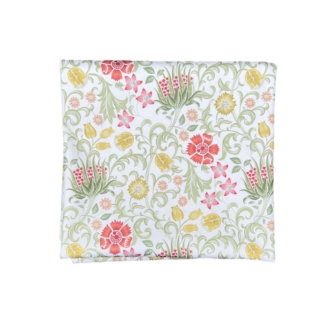 Скатерть "Моррис" бежевый фон с водоотталкивающей пропиткой