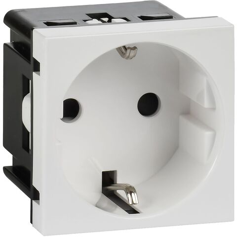 Розетка з/к б/ш в/з белая