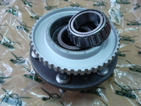 Ступица переднего колеса УАЗ ПРОФИ под АБС  (подшипники, болты)