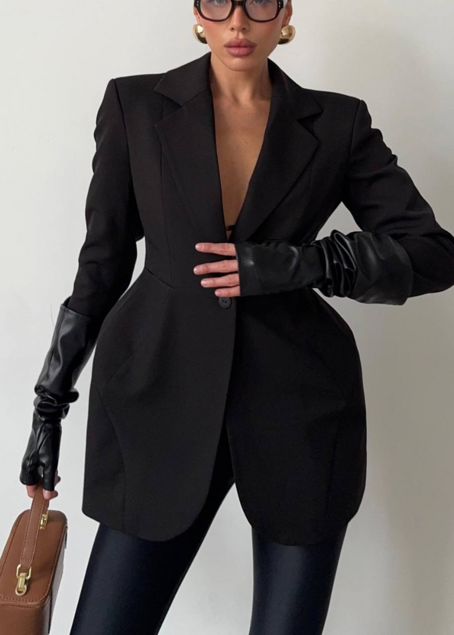 Жакет "Инстамодель", черный