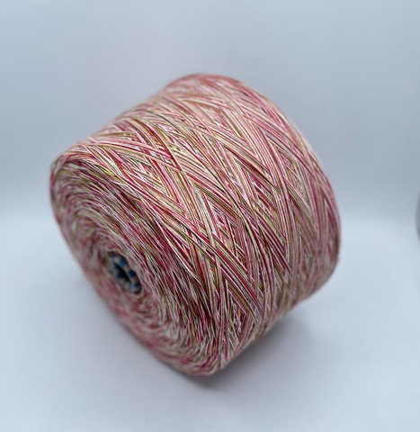 Авторская смотка (пр.Италия) 252м/100гр, Шерсть/Полиамид/Вискоза/Кашемир/Остальный волокна/Меринос, цвет-Лилия, арт.36482