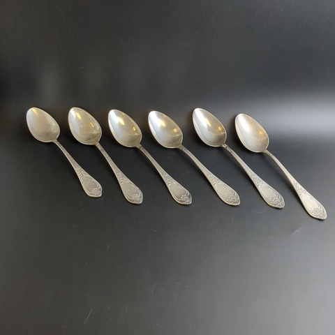 Набор из 6 столовых ложек с цветочным декором, мНЦ (медь-никель-цинк), Вольнянский завод столовых приборов им. Шевченко (ЗiШ, ЗиШ), СССР, 1960-1990 гг.