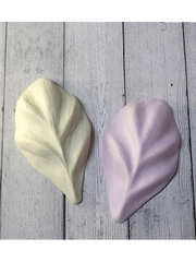 Молд пластиковый С-22 лепесток пиона