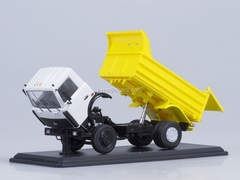 MAZ-5551 tipper later white-yellow Start Scale Models (SSM) 1:43