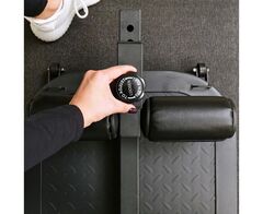 Тренажер для приседаний D282