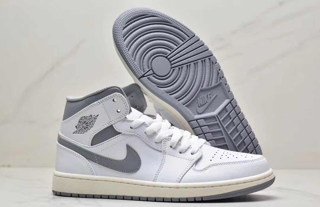 Nike air jordan 1 mid grey hotsell