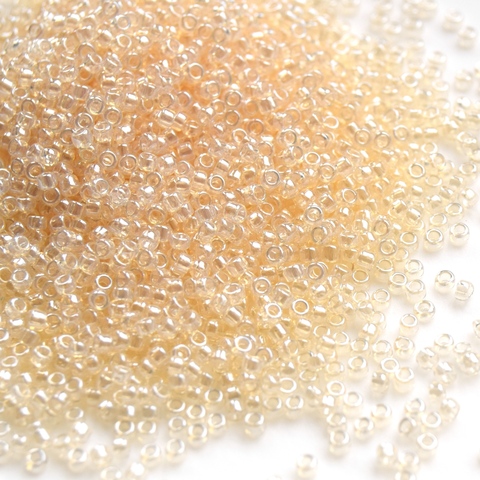 Бисер Тохо круглый 11/0 0147 светло-молочный перл