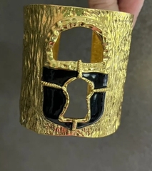 Браслет-манжета широкий KEYHOLE в стиле Schiaparelli матовое серебро/золото