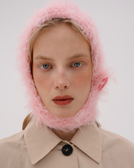 Вязаный чепчик Королева розового