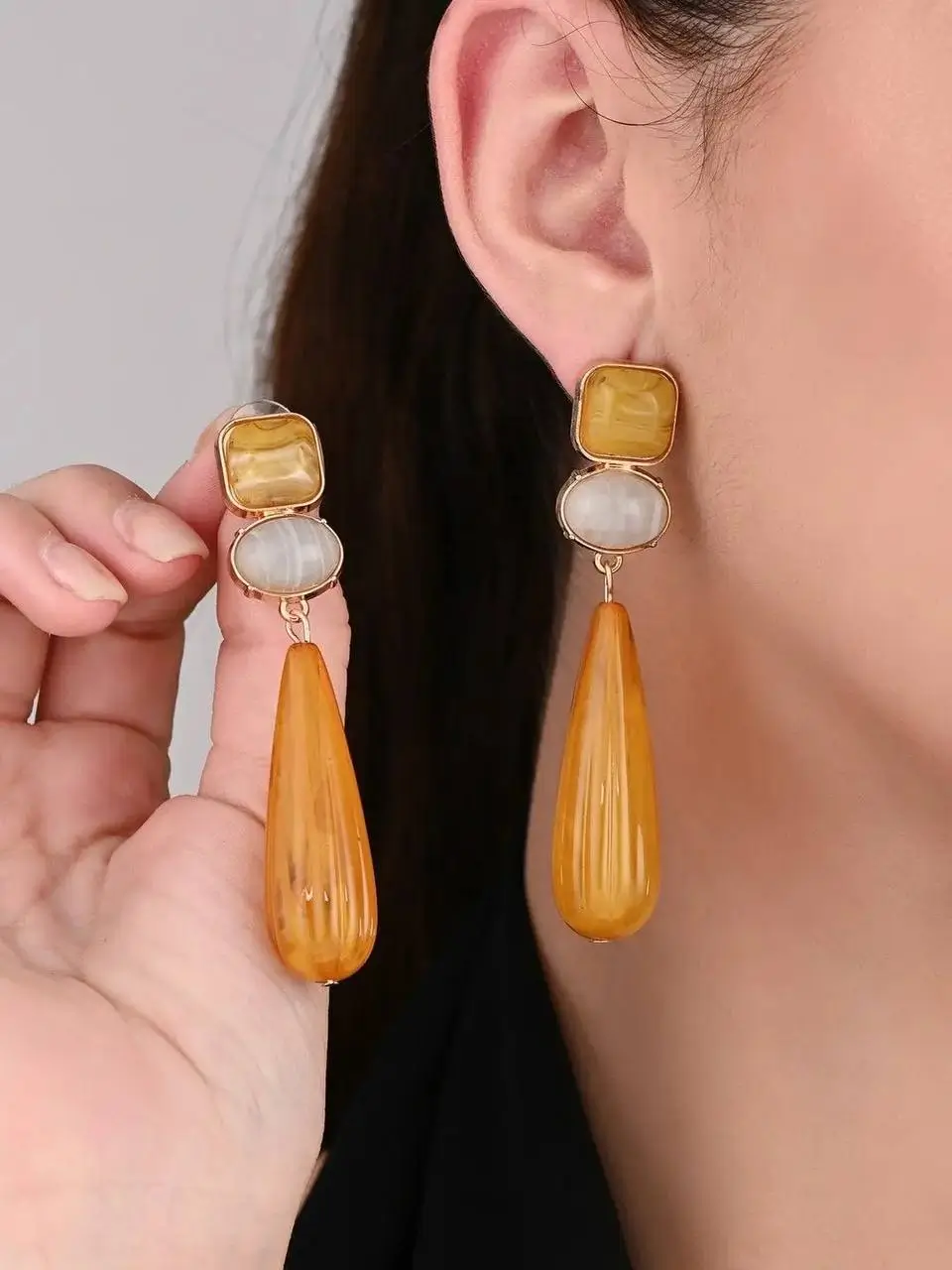 Серьги длинные оранжевые