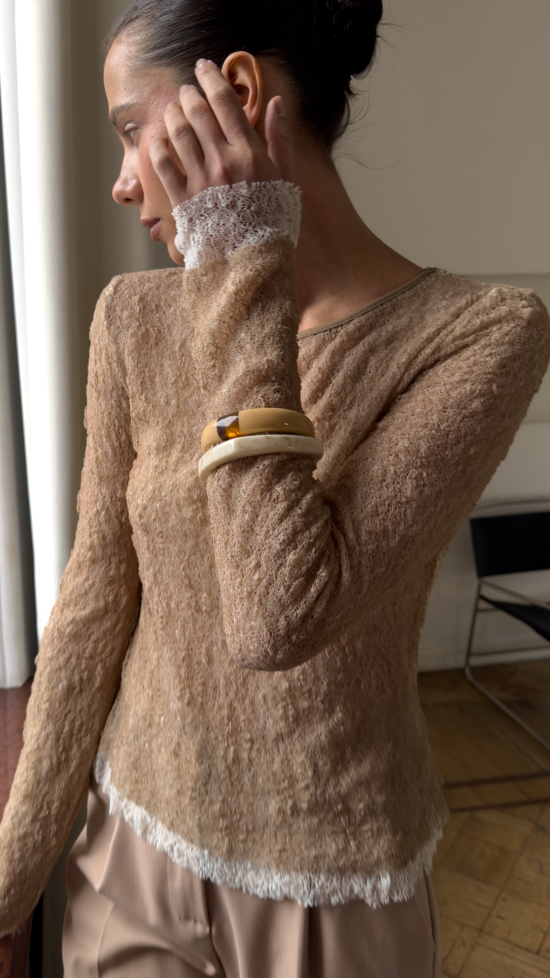 Ажурный двухслойный лонгслив