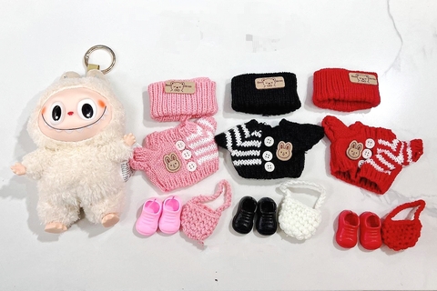 Игрушка брелок LABUBU с тремя комплектами одежды, бежевый