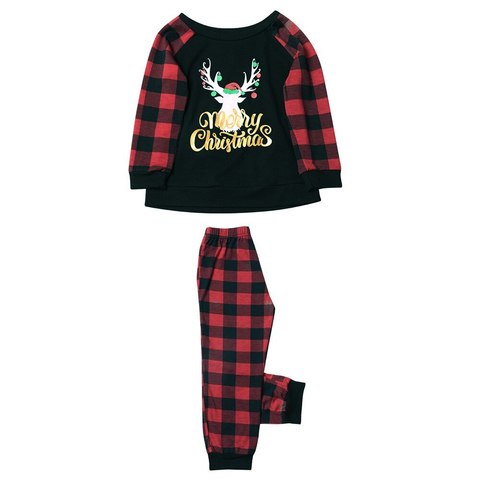 Пижама для всей семьи с Рождественским оленем