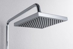 ДУШЕВАЯ КОЛОННА СО СМЕСИТЕЛЕМ ДЛЯ ВАННЫ И ДУША С ПОВОРОТНЫМ ИЗЛИВОМ BRAVAT OPAL F6125183CP-A-RUS