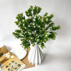 Зелень искусственная, букет с белыми мелкими цветочками, 37 см, набор 2 букета.