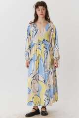 Платье на запах с широкими рукавами длины макси с птицами