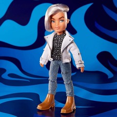 Братц Коллекционная кукла Камерон - ! НЕ идеальная коробка !