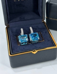 4955 - Серьги из серебра с квадратными, цирконами в бриллиантовой огранке