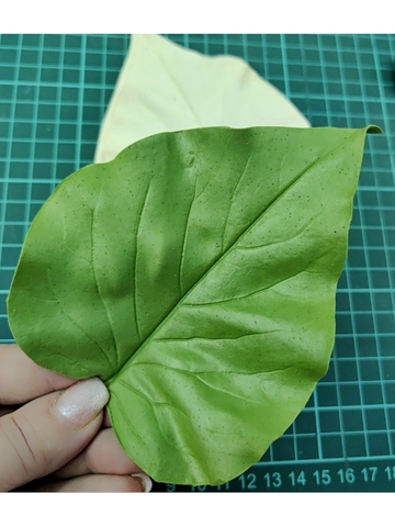 Молд лист сирени 12,8х10,5см