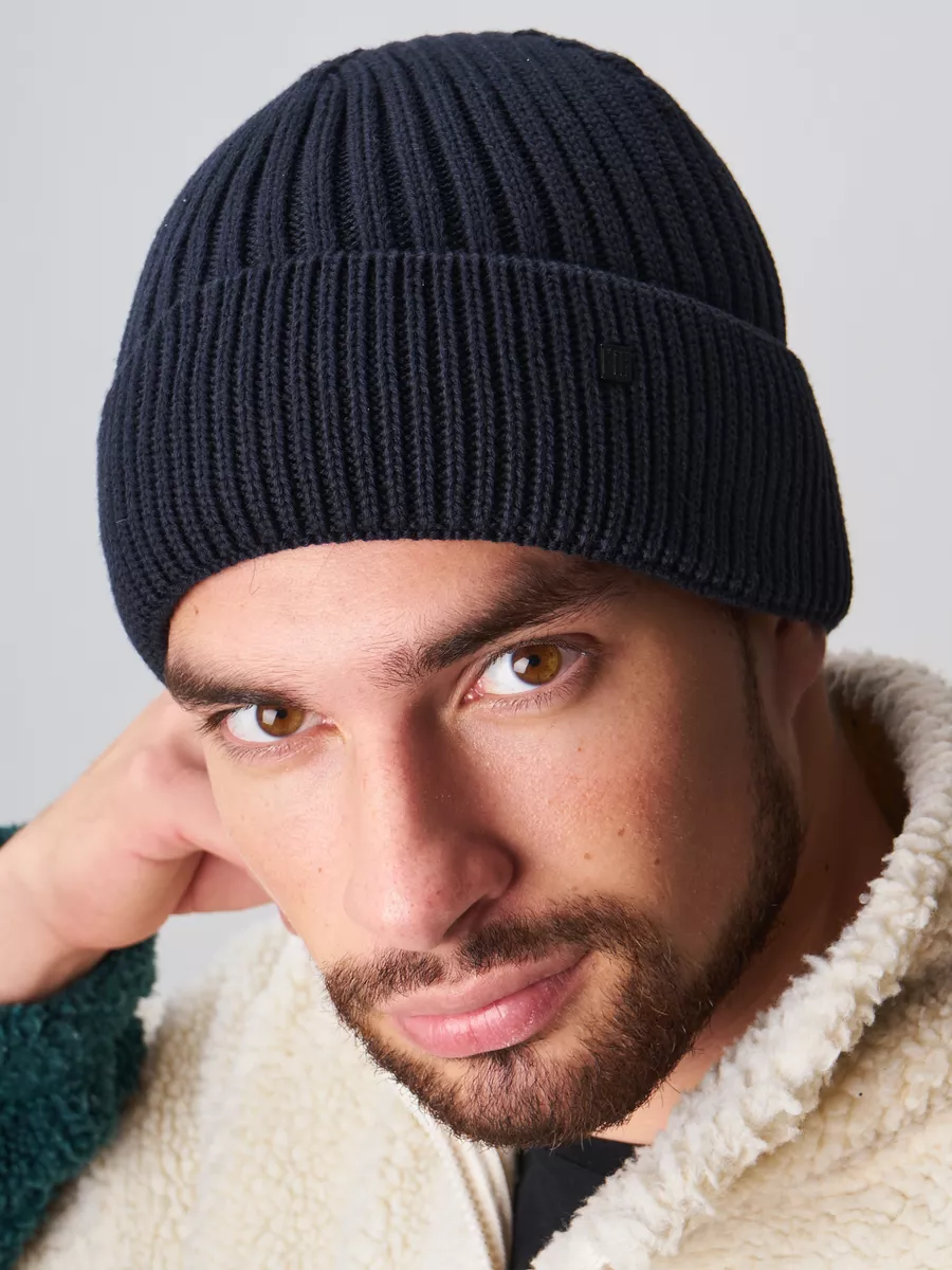 Шапка бини зимняя весенняя с флисом