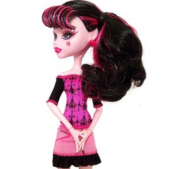 Дракулаура Скариж