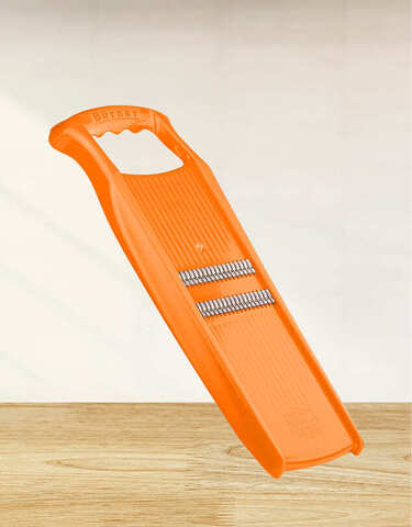 Терка Borner для корейской моркови оранжевая