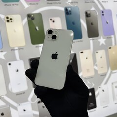 iPhone 13, 256 ГБ б/у