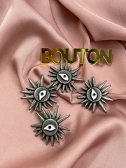 Пуговицы Скиап. в форме солнца с глазом и лучами состаренное серебро