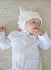 Шапочка из кашкорсе с ушками (экрю)