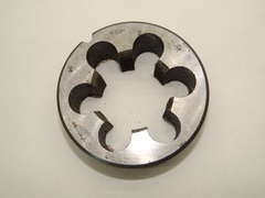 Плашка К 1 1/2 " коническая d=90мм