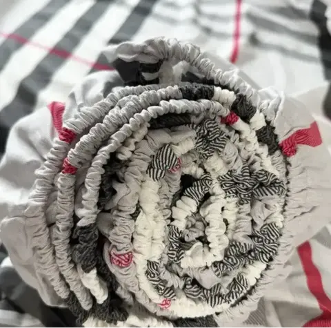 Простыня на резинке 200*160*25 SQUARE BURBERRY GREY, 100% хлопок