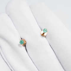 3020509-sergi-gvozdiki-iz-zolota-585-proby-s-izumrudami