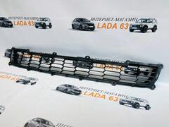 Нижняя решетка переднего бампера Lada Priora SE соты