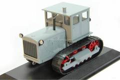 Tractor T-100 1:43 Hachette #32