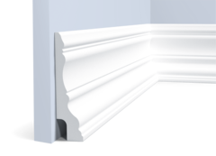 Плинтус BI100