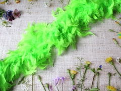 Боа куриное 78 гр, ш. 20 см, L 1,82 м, салатовый неон