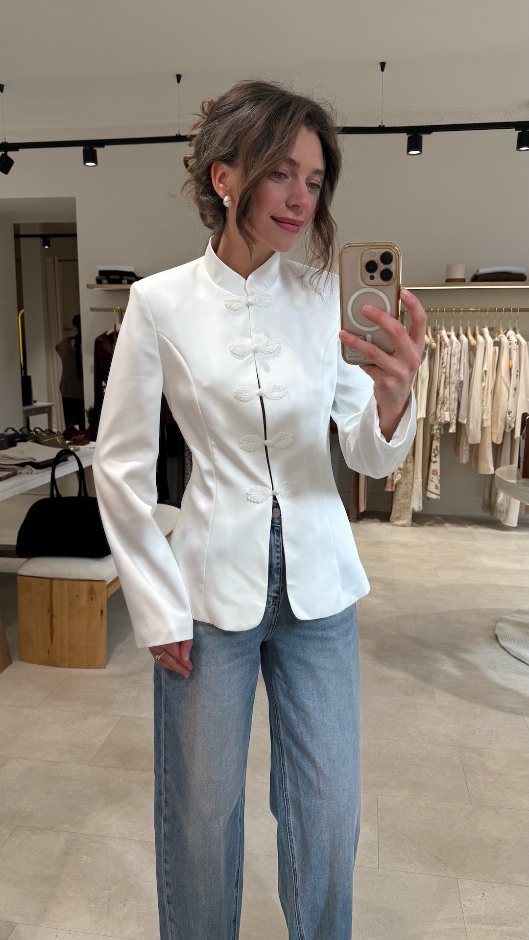 Жакет с жемчужным блеском и застежкой - клевант