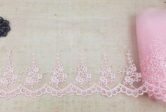 Вышивка на сетке, ш. 19 см, розовый