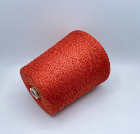 Folco (пр.Италия). 2/36 1800м/100гр, 50% меринос, 50% акрил, цвет-Оранжевый, арт.31538