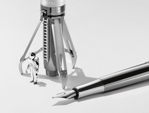 Ручка перьевая Caran d'Ache Astrograph Anthracite Ruthenium Limited Edition M (1656.481)