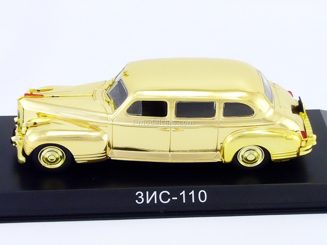 Deagostini model cars 1/43 ZIS-110 of 1945. Auto-legends of the USSR