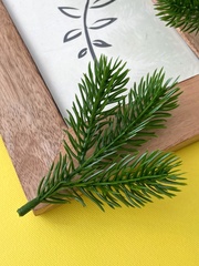 Еловая ветка искусственная, реалистичная, цвет зеленый хвойный, 37-39 лапок, декор зимний, рождественский, ветка 41 см, набор 3 ветки.