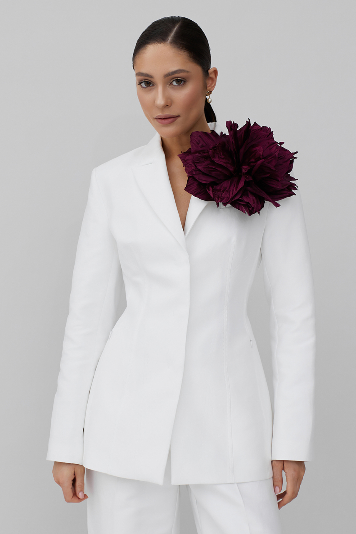 Брошь Pion, бордо