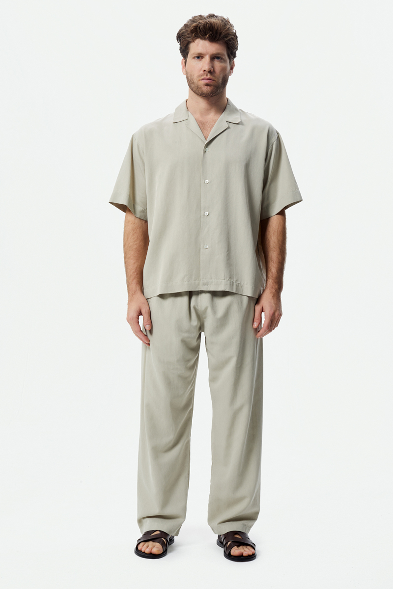 Бежевый костюм-тройка HEATHEN