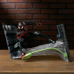 Фигурка Marvel Gallery Spider-Man (Miles Morales) Gallery Diorama Statue 1:6 18 см 84219