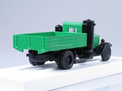 UralZIS-352 gas generator green LOMO-AVM 1:43