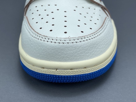 Travis Scott x Fragment x Air Jordan 1 Low OG 