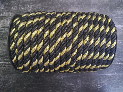 шнур витой с золотым люрексом 8мм,цвет черный