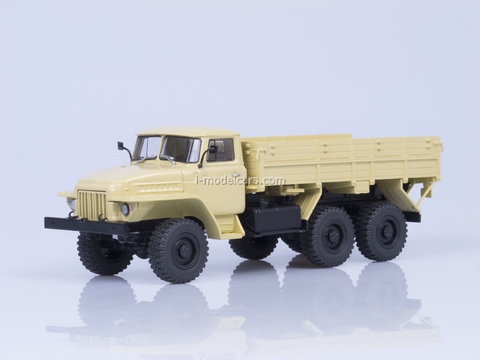 Ural-375N 6x6 board 1974 beige 1:43 AutoHistory