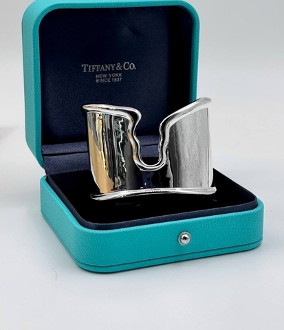 braslet-manzheta-rvanyj-iz-serebra-925-proby-kollekciya-elsa-peretti-bone-cuff